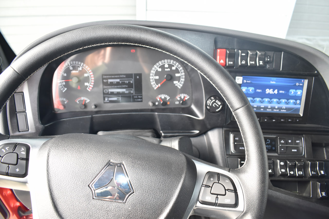 SITRAK C7H 6x4 усиленный